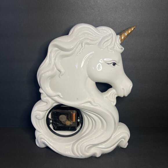 Vintage RARE Hand Painted Porcelain Blue & White Gold Unicorn Quartz Table Clock - Picture 6 of 12